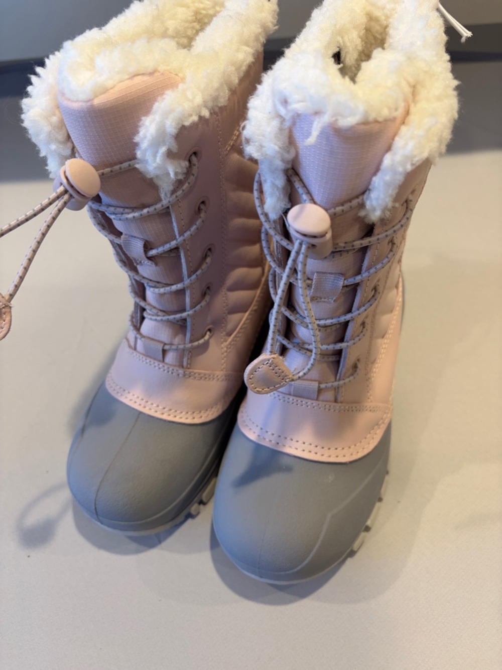 Kids Pink and Gray Winter Boots with Faux Fur Lining size 1 new